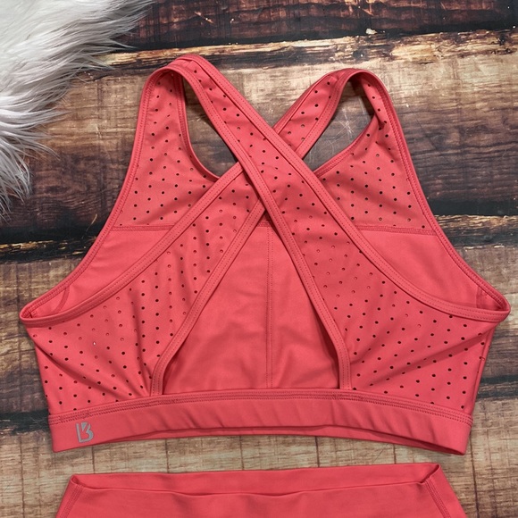 BuffBunny Pink Laser Cut Out Set - Picture 4 of 12